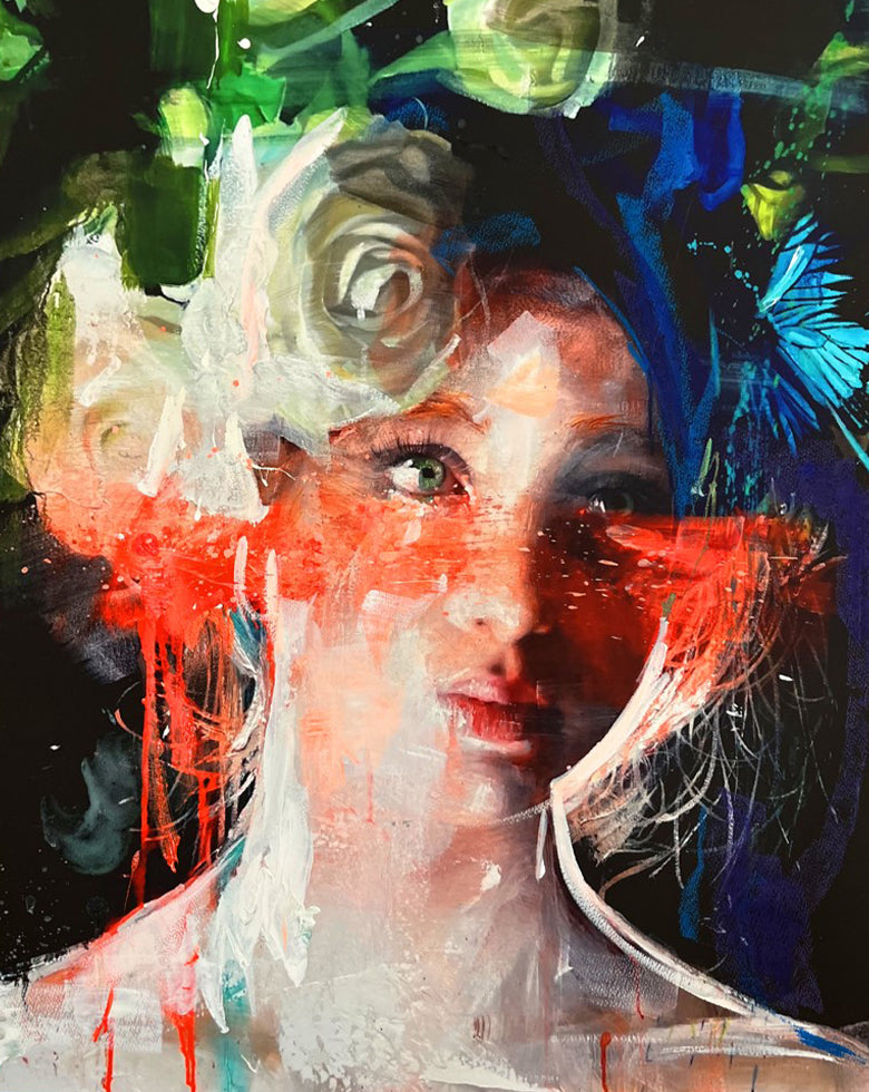 Laura With White Roses  N°14/30