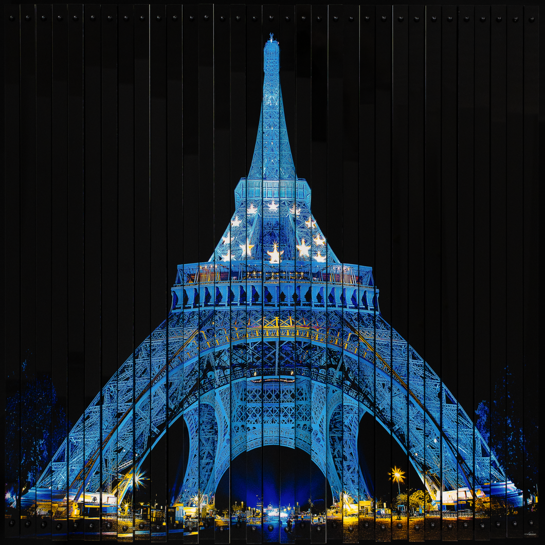 TOUR EIFFEL BLEUE