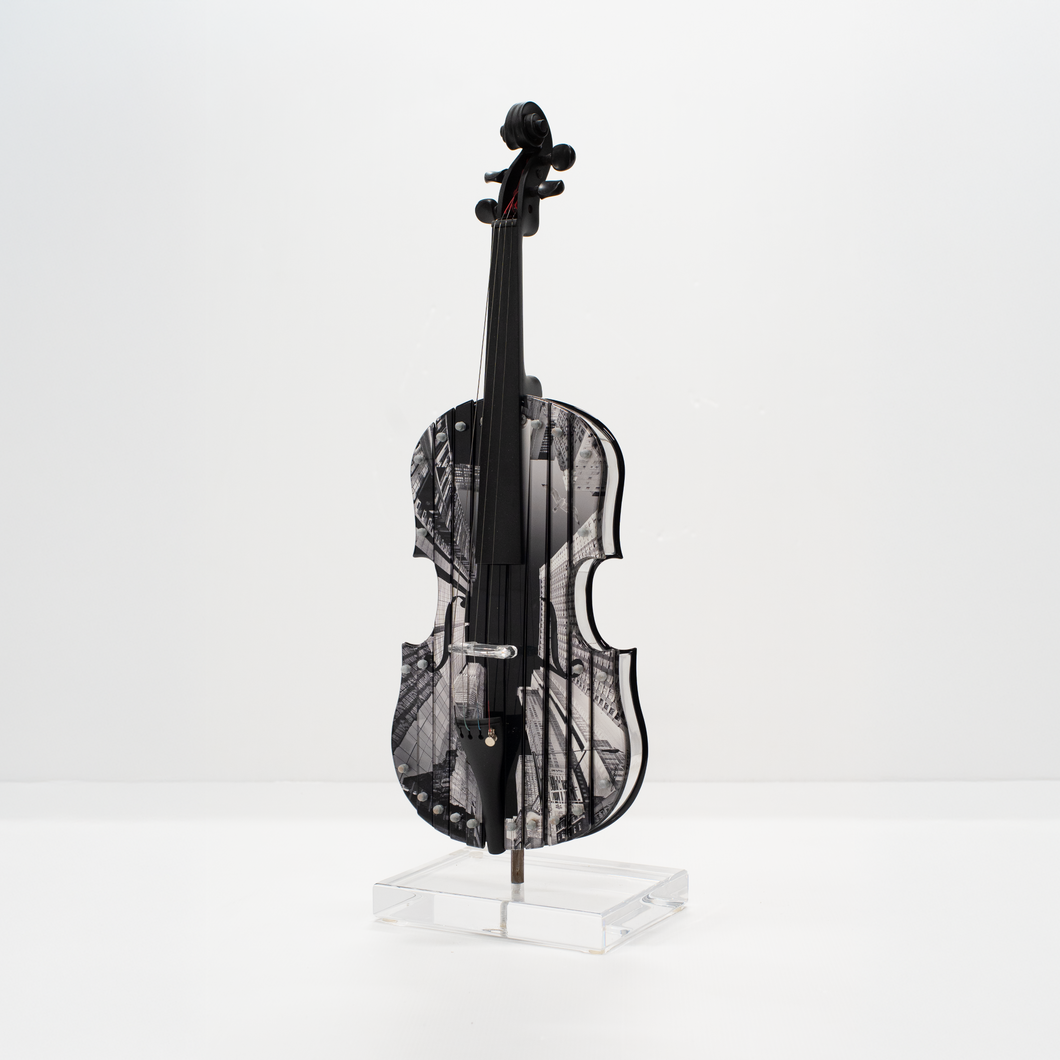 VIOLON HIGH IN THE SKY BLACK AND WHITE